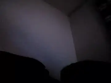 Chaturbate Live Sex of squeeze_it_out