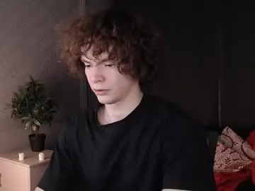 Chaturbate Live Sex Cam of tommy_jamm