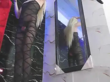 Chaturbate Live Porn of crislingery_doll