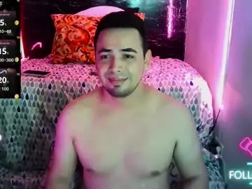 Chaturbate Live Sex Cam of ethan_quill