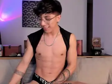 Chaturbate Live Sex Cam of im__thomas