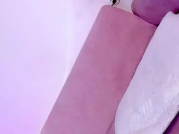 Chaturbate Live Sex Cam of catbaby888_