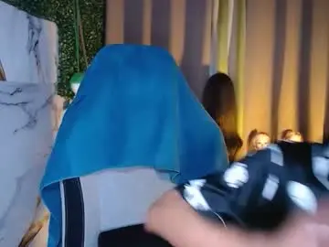 Chaturbate Nude Webcam of driannasue25