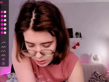 Chaturbate Watch Live Sex Cams of bellacaress