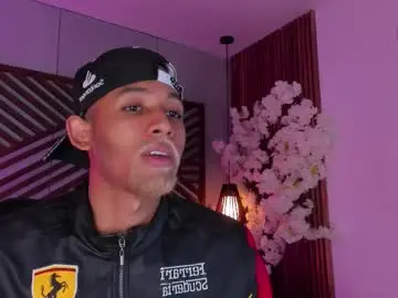 Chaturbate Nude Webcam of bento_fox