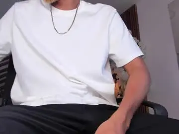 Chaturbate Free Live Porn of bento_fox