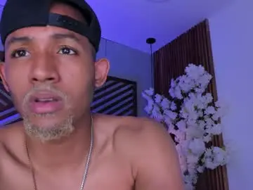 Chaturbate Nude Webcam of bento_fox