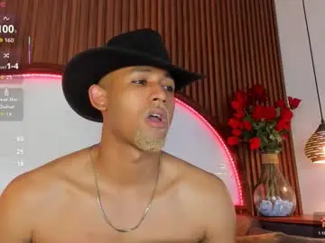 Chaturbate Free Live Porn of bento_fox