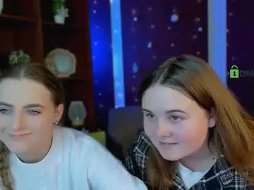 Chaturbate Watch Live Sex Cams of candy_flossie1