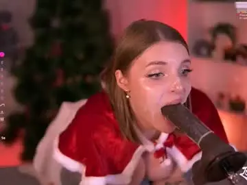 fluffyellie from chaturbate