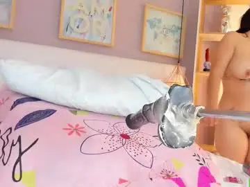 Chaturbate Live Sex Cam of julyanna_