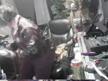 Chaturbate Watch Live Sex Cams of kinkybiguy14