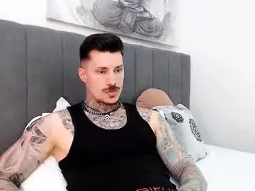 Chaturbate Live Sex Cam of tyagodoll