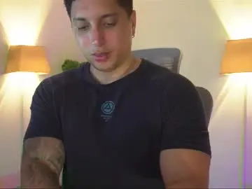 Chaturbate Adult Video Chat of appolo_allen