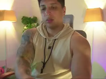 Chaturbate Live Sex Cam of appolo_allen