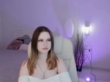 milanamoons from chaturbate