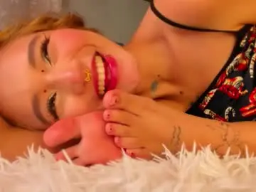 Chaturbate Watch Live Sex Cams of sophieluck