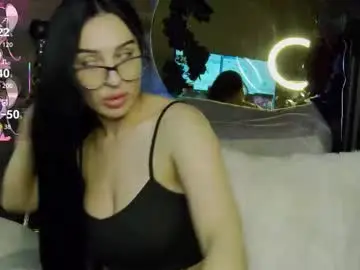 Chaturbate Adult Video Chat of isabella_luxx