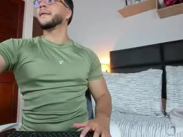 Chaturbate Nude Webcam of mike_foxxx_