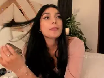 Chaturbate Nude Webcam of missthailand_