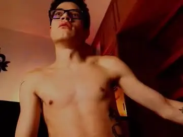 wolfan_sky from chaturbate