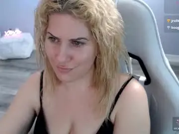 Chaturbate Free Porn Cam of bellastar84