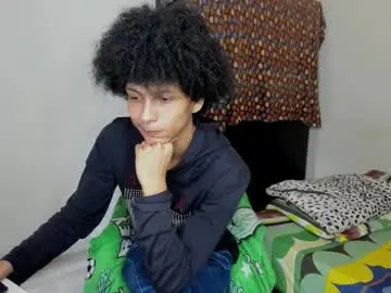 Chaturbate Best live sex cam show of cardrey05