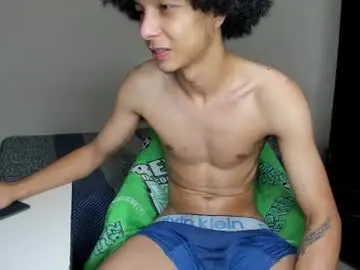 Chaturbate Best live sex cam show of cardrey05