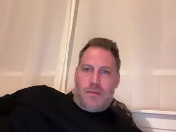 Chaturbate Watch Live Sex Cams of chris2024x