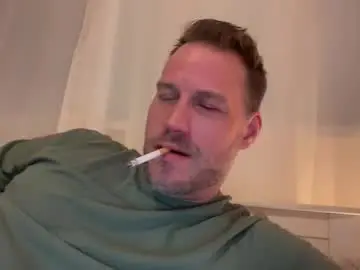 Chaturbate Live Sex Cam of chris2024x