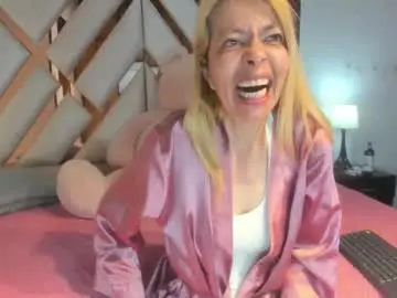 lucy_ny from chaturbate