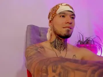 Chaturbate Adult Webcam of max_val