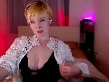 Chaturbate Best live sex cam show of missseverina