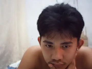Chaturbate Live Sex Cam of urcutie_asianboy