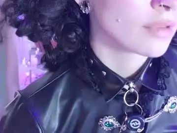 Chaturbate Live Sex Cam of zephirah_abney