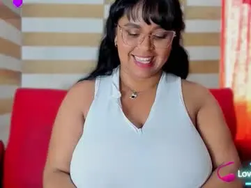 Chaturbate Adult Video Chat of candy_browm1