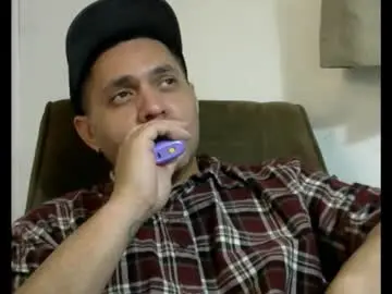 Chaturbate Live Porn of cloudyclearskies