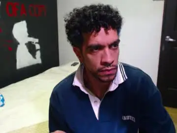 Chaturbate Live Sex Cam of dostoyrodia_34