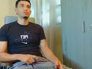 Chaturbate Sex Chat of fabi_calde