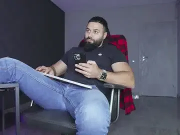 Chaturbate Free Porn Cam of glennmasters