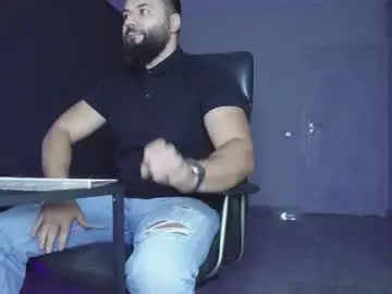 Chaturbate Live Porn of glennmasters