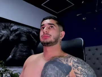 Chaturbate Watch Live Sex Cams of king_falconer