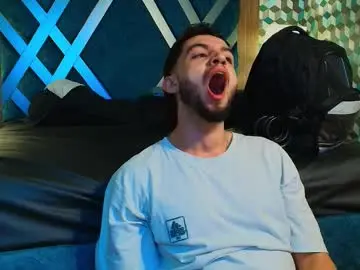 Chaturbate Watch Live Sex Cams of michael_magno