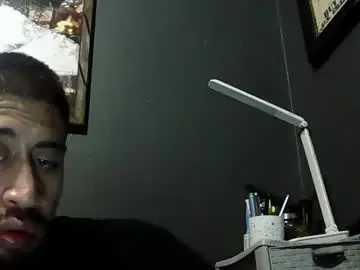 Chaturbate Live Sex Cam of addictedtobustnloads1