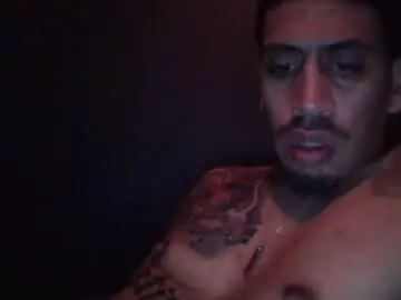 Chaturbate Live Sex of addictedtobustnloads1