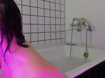 Chaturbate Free Porn Cam of beatricemoonlight