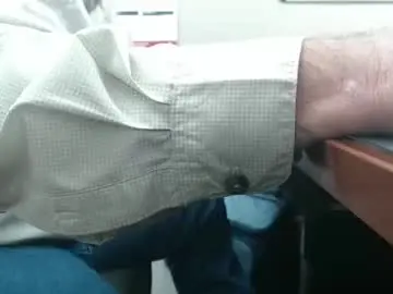 Chaturbate Live Sex Cam of daddy7194