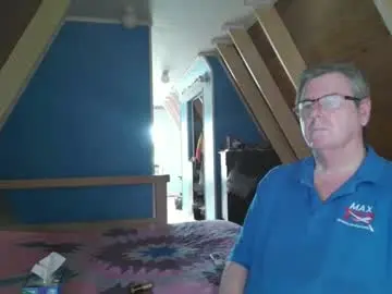 Chaturbate Watch Live Sex Cams of finderfiner