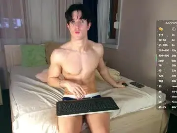 Chaturbate Live Sex Cam of christianlevine_