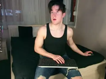 Chaturbate Live Sex Cam of christianlevine_